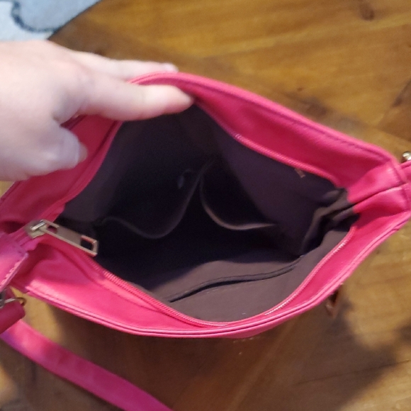 Chic Pink Quilted Shoulder Bag with Gold Studs - Picture 3 of 8